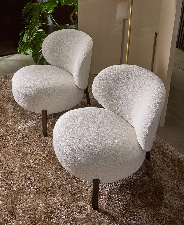 Clara_Armchair_Thumb_2