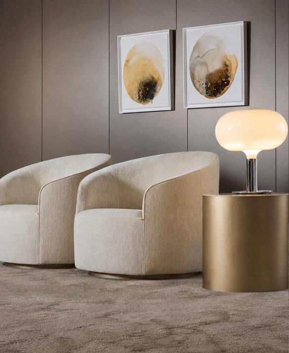 Moon_Armchair_Thumb_2
