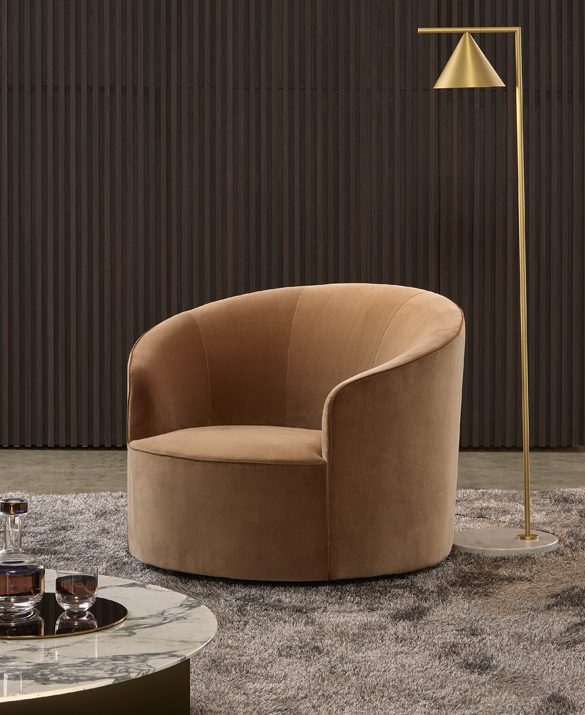 Moon Thumb Armchair